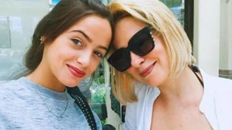 Filha de Palomma Duarte diz que mãe tentou afastá-la da carreira de atriz