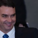 Flávio insiste que Trump trate CV e PCC como terroristas para tentar emparedar Lula na eleição