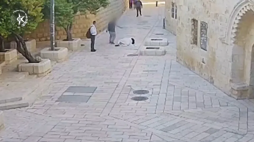 Freira é espancada por judeu em Israel; homem foi detido