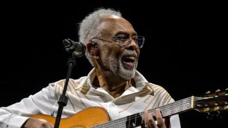 Gilberto Gil coloca apartamento de luxo à venda em Copacabana, no Rio