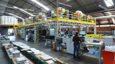 Indústria paranaense cresce 1,2% em março e alcança melhor resultado do Sul