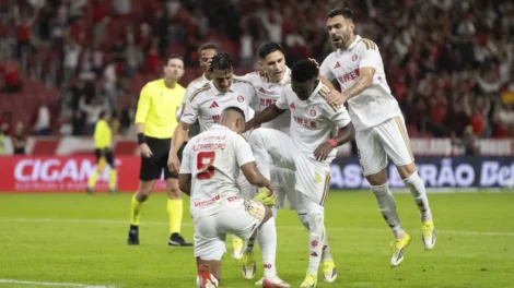Inter pede à CBF reconhecimento do título do Brasileirão 2005