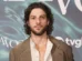 João Vicente diz que ator da Globo 'imita' Chay Suede e causa euforia na web