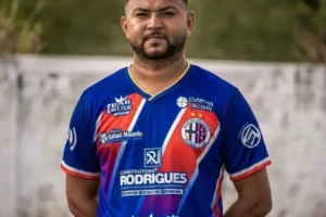 Jogador de futebol morre em acidente de moto, aos 24 anos