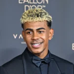 Lamine Yamal oficializa relação com influencer; veja imagens do casla