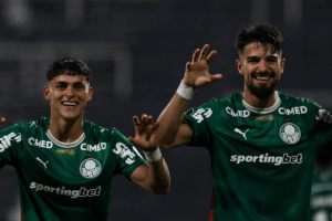 Libertadores: Palmeiras vence Sporting Cristal e assume ponta de grupo