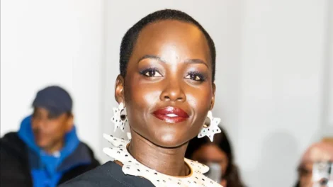 Lupita Nyong'o é alvo de críticas ao ser escalada como a próxima Helena de Troia