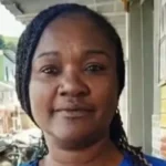 Mãe de cinco filhos é morta por adolescente que queria roubar sua moto