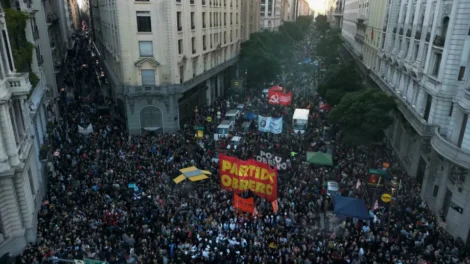 Marcha Universitária protesta contra cortes de Milei