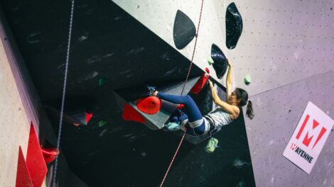 Marina Dias vence etapa da Copa do Mundo de paraescalada nos EUA