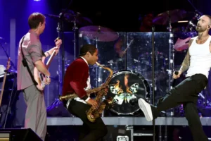 Maroon 5 anuncia shows no Brasil; veja como comprar ingressos