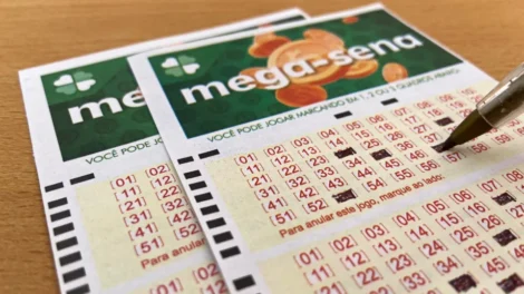 Mega-Sena não tem ganhador; prêmio acumula e vai a R$ 6 milhões