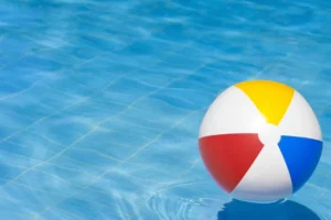 Menina de 11 anos morre após ser jogada em piscina para 'brincadeira' em AL