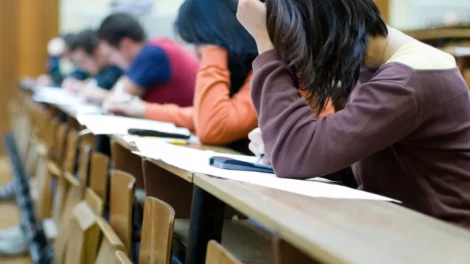 Metade dos estudantes não vê debate antirracista na escola, diz estudo