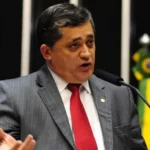 Ministro de Lula diz que 'taxa das blusinhas' foi erro e que elo Flávio-Master vai para campanha
