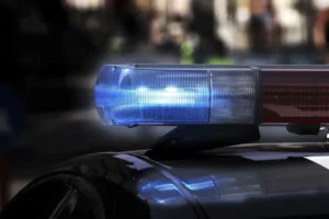 Motorista usa lançador de fumaça para tentar fugir da polícia no Paraná