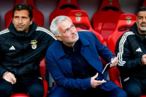 Mourinho no Real Madrid abre discussão: "É uma incongruência tão grande"