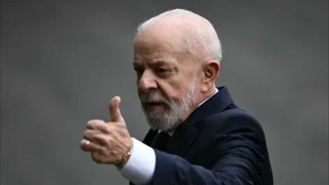 "Ninguém respeita lambe-botas", diz Lula sobre reunião com Trump