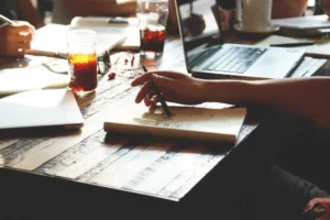 Nunca empreendeu antes? Veja franquias e licenciamentos para abrir o próprio negócio
