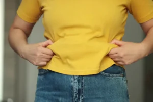 Nutricionista revela 7 alimentos que ajudam a reduzir gordura abdominal