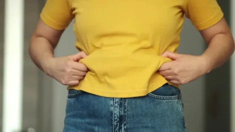 Nutricionista revela 7 alimentos que ajudam a reduzir gordura abdominal