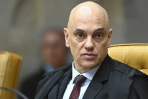 PF faz operação contra perito suspeito de vazar contrato de mulher de Moraes com Master
