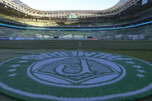 Palmeiras descarta reforços nas laterais e vê Nino e Danilo distantes