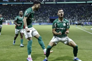 Palmeiras goleia Junior com Flaco garçom e vai às oitavas da Libertadores