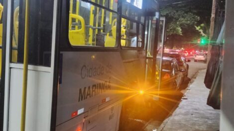 Passageiros ficam feridos após adolescentes arremessarem pedras dentro de ônibus do transporte coletivo, em Maringá