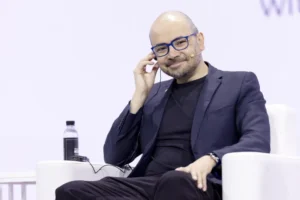 Pessoas substituídas por IA? "Falta de imaginação", diz líder da DeepMind
