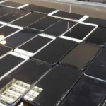 Polícia do RJ faz operação contra grupo do TCP suspeito de roubar celulares para fraudes bancárias