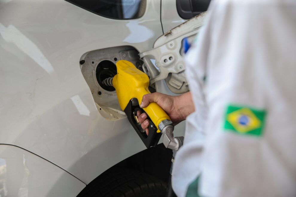 Prefeitura de Maringá estima gastar até R$ 21 milhões em combustíveis para abastecer a frota municipal