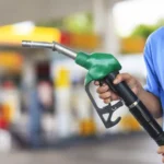 Presidente da Petrobras diz que aumento da gasolina 'vai acontecer já, já'