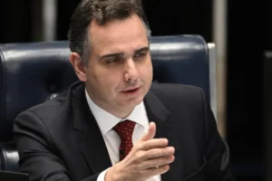 Presidente do PT admite que Rodrigo Pacheco não deve ser candidato em Minas Gerais