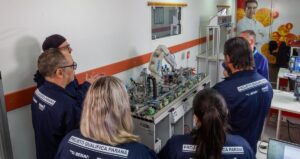 Projeto oferece 632 vagas em cursos gratuitos com bolsa de R$ 1.008; veja cidades atendidas