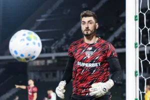 Rafael recusa Cruzeiro e Bahia e já mira renovação de contrato no São Paulo