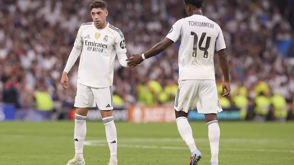 Real Madrid tenta evitar feito inédito do Barcelona em 'final' do Espanhol