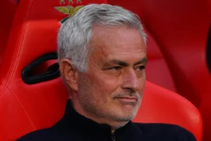 Real acelera retorno de Mourinho e Benfica já busca substituto