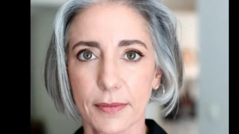 'Repensem a masculinidade', diz Vera Iaconelli em debate com Juliana Cazarré