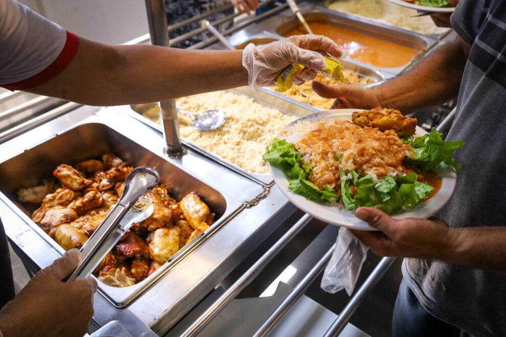 Restaurantes populares de Maringá oferecem cardápio especial para o Dia das Mães nesta sexta-feira (08)