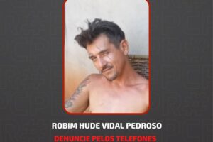 'Robim Hude' é procurado pela polícia por assassinar homem a pedradas
