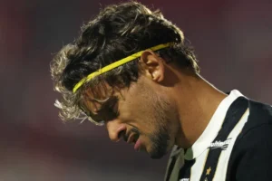 Scarpa desabafa após rumor de saída do Atlético-MG