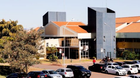 Servidores pedem instalação de botão do pânico no PAC após sofrerem ameaças de pacientes