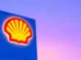 Shell mais que dobra lucro ajustado, mas prevê queda na produção