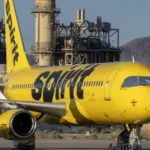 Spirit Airlines cancela todos os voos e anuncia encerramento das atividades
