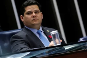 Suplente de Alcolumbre é indiciado pela PF em investigação sobre fraudes de R$ 60 mi