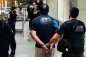 Suspeito de matar namorada tenta oficializar relação para ficar com casa