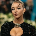 Sydney Sweeney volta a repercutir após cena quente e topless em 'Euphoria'