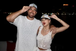 Taylor Swift e Travis Kelce buscam melhor estado para redigir acordo pré-nupcial; entenda
