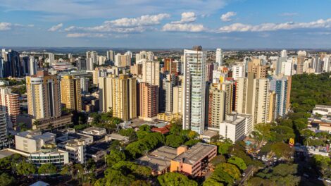 Tempo firme e calor ganham destaque na quarta-feira (6) em Maringá
